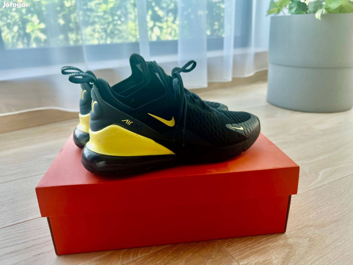 Nike Air 270 cipő