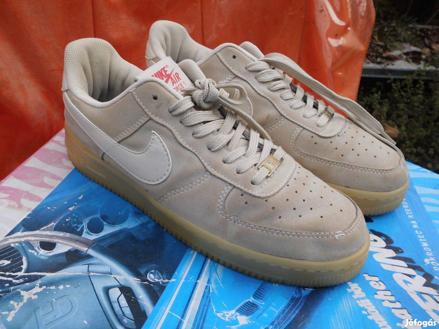 Nike Air Force1 bézs 42-43-as utcai cipő eladó,