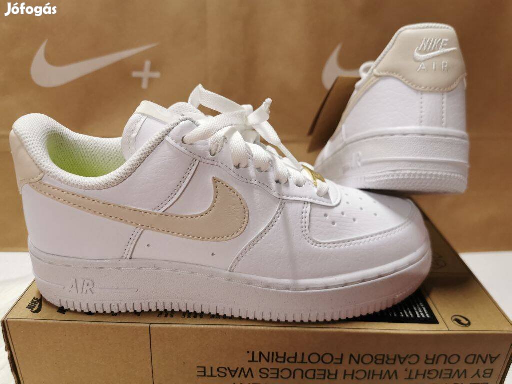 Nike Air Force 1 07 Next Nature 40.5 és 41-es fehér női utcai cipő. Te