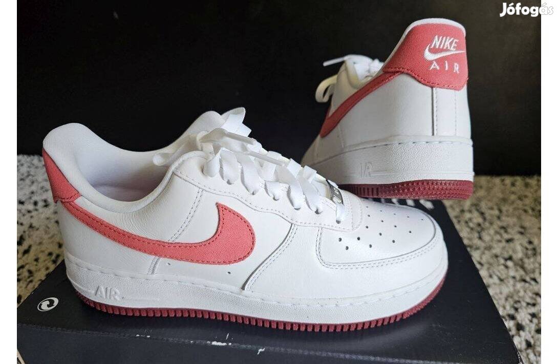 Nike Air Force 1 07 fehér 39-es bőr utcai cipő. Teljesen új, eredeti c