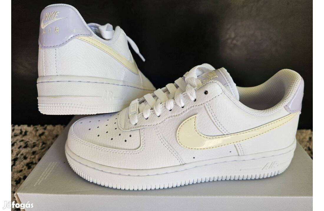 Nike Air Force 1 07 női 37.5 és 38-as fehér bőr utcai cipő. Teljesen ú
