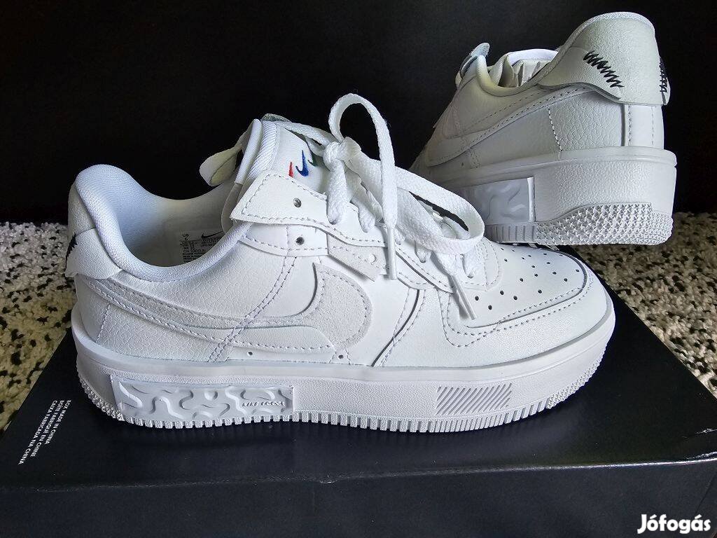 Nike Air Force 1 Fontanka női 36.5 és 41-es fehér bőr utcai cipő