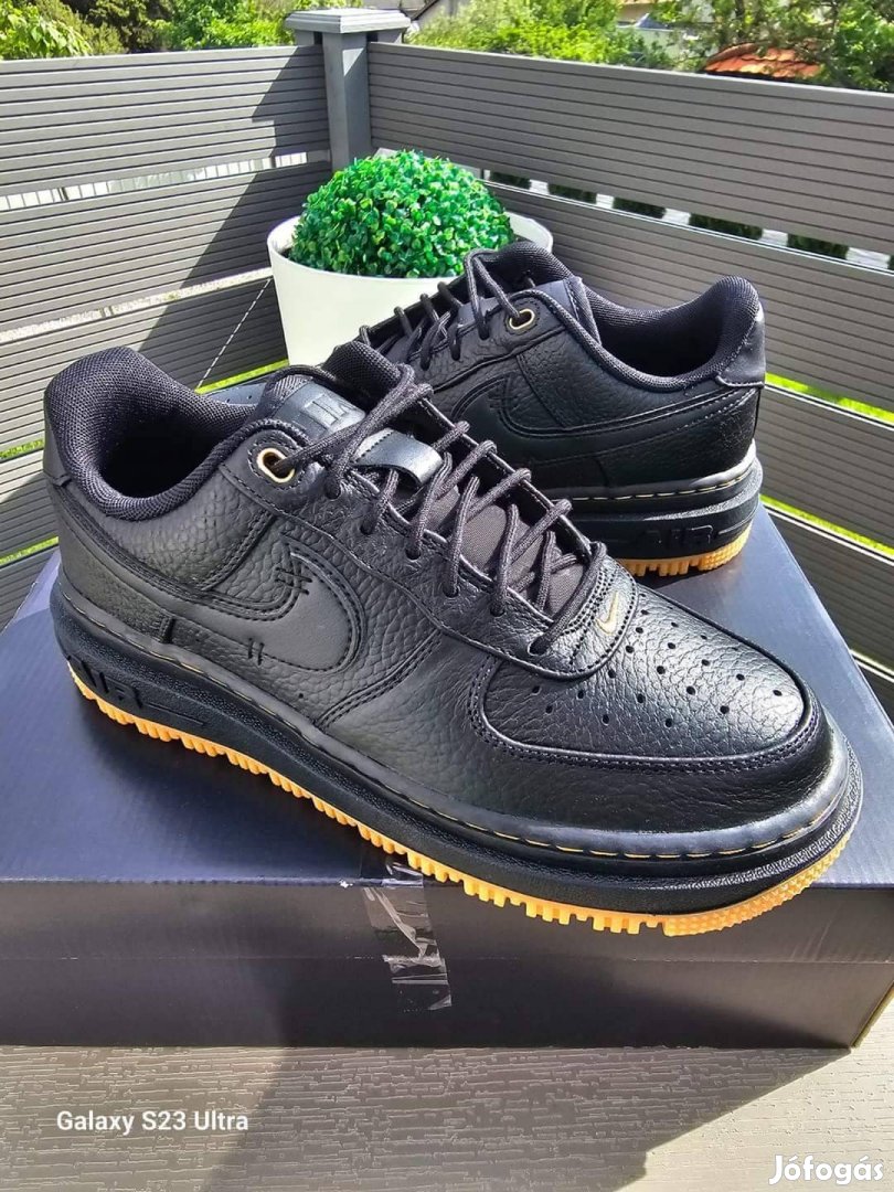 Nike Air Force 1 Luxe (39;40;41)