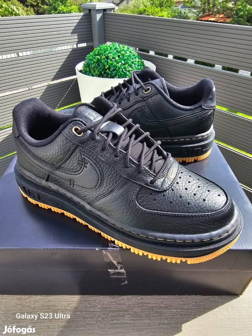 Nike Air Force 1 Luxe (39;40)