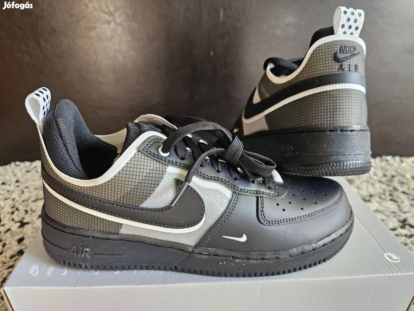 Nike Air Force 1 React fekete 39-es utcai cipő.