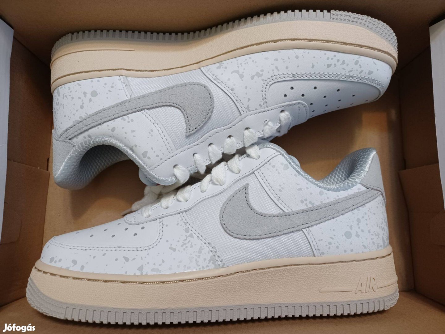 Nike Air Force 1 '07 38.5-es méret