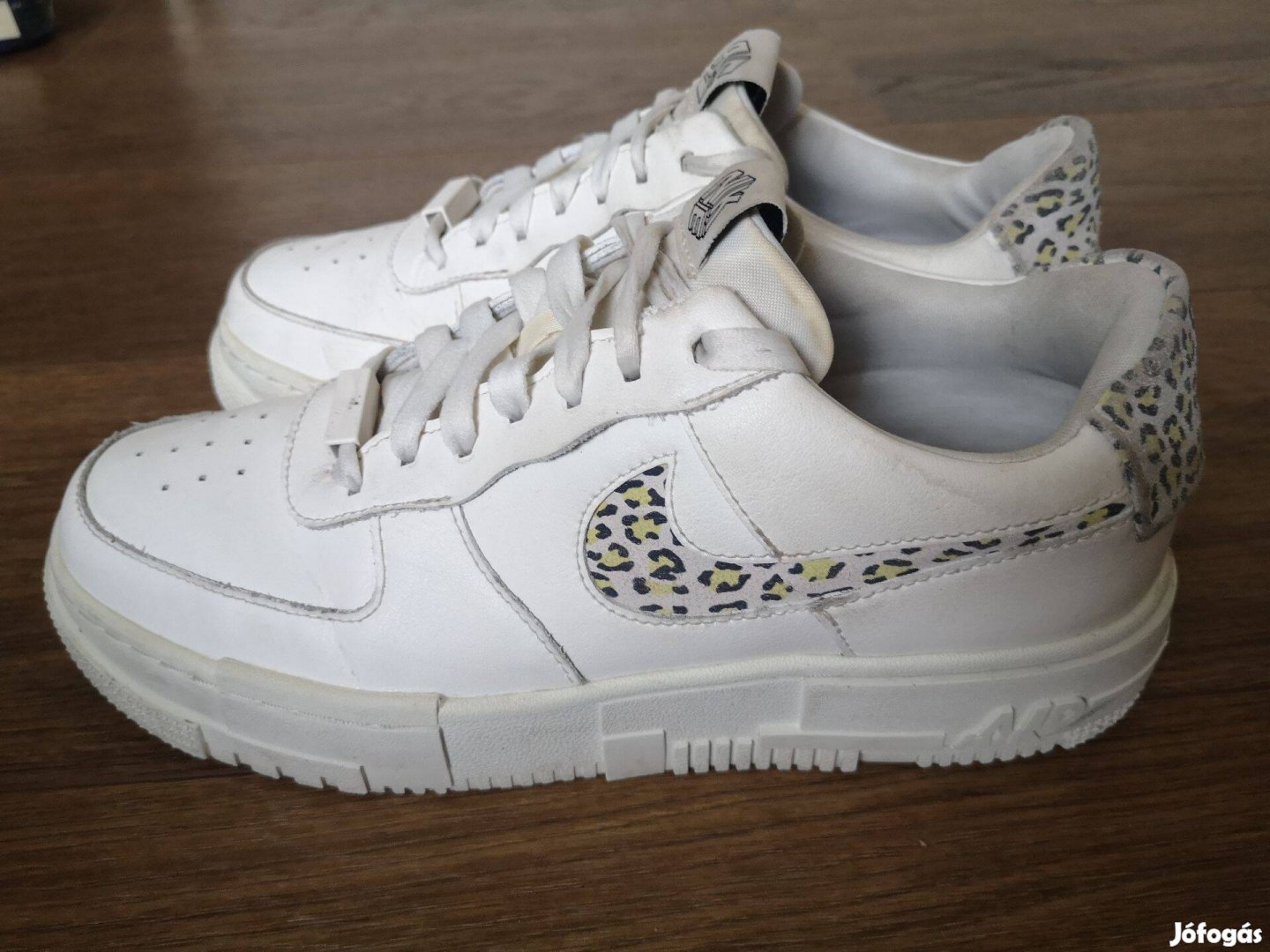 Nike Air Force I cipő 41 méretű