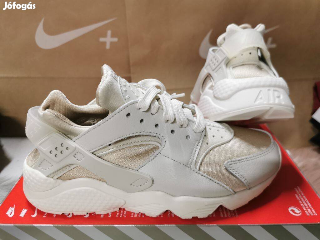 Nike Air Huarache noi 37.5 es 38 as utcai cipo. Teljesen uj eredeti c Emod Cipok Jofogas