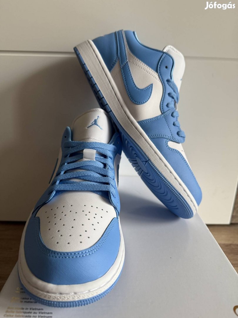 Nike Air Jordan 1 Low UNC
