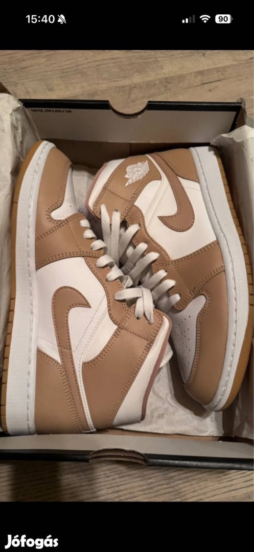 Nike Air Jordan 1 Mid ,kiváló