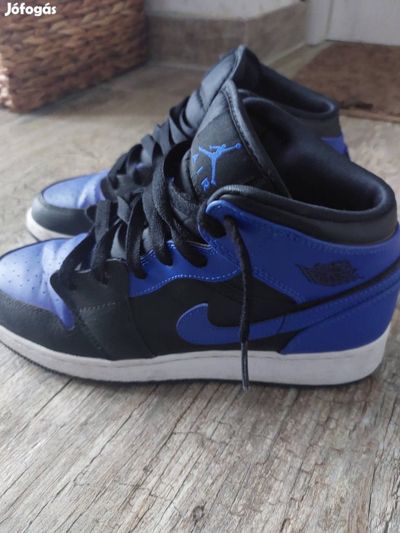 Nike Air Jordan 1 Royal Blue 39es méret