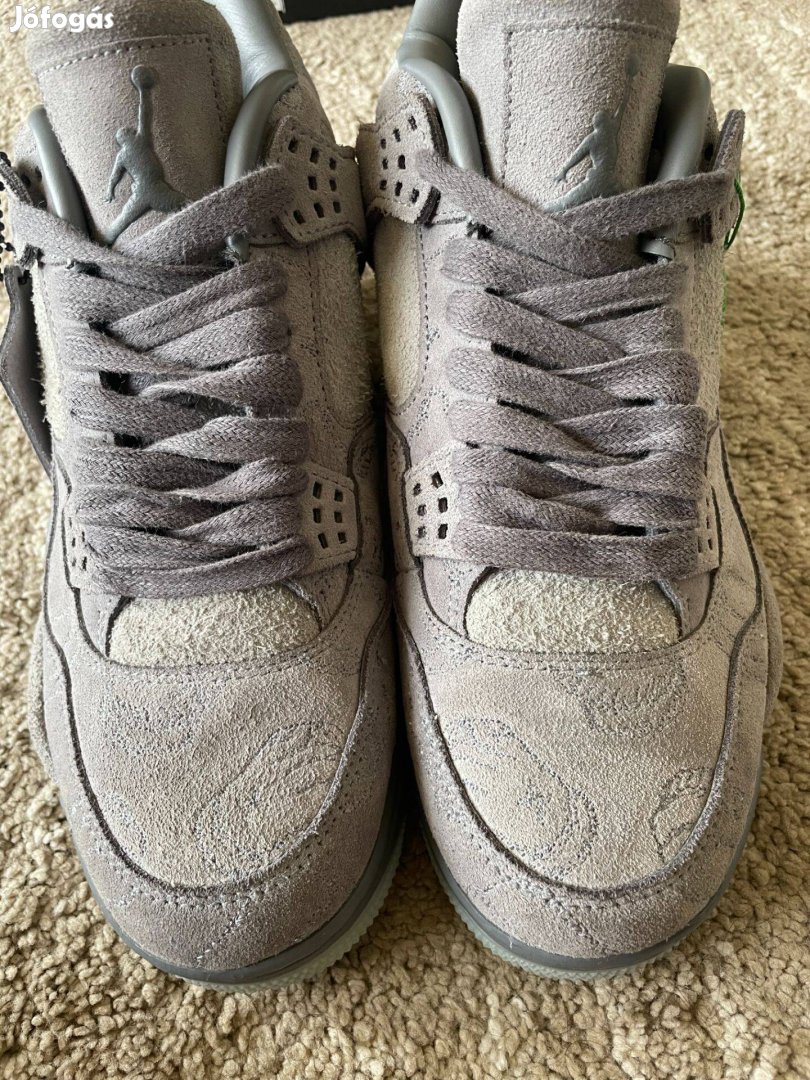 Nike Air Jordan 4 Retro Kaws