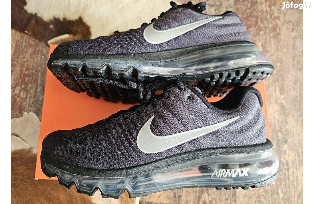 Nike Air Max 2017 fekete 38-as utcai cipő. Teljesen új