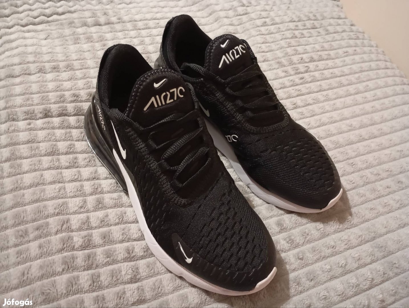 Nike Air Max 270