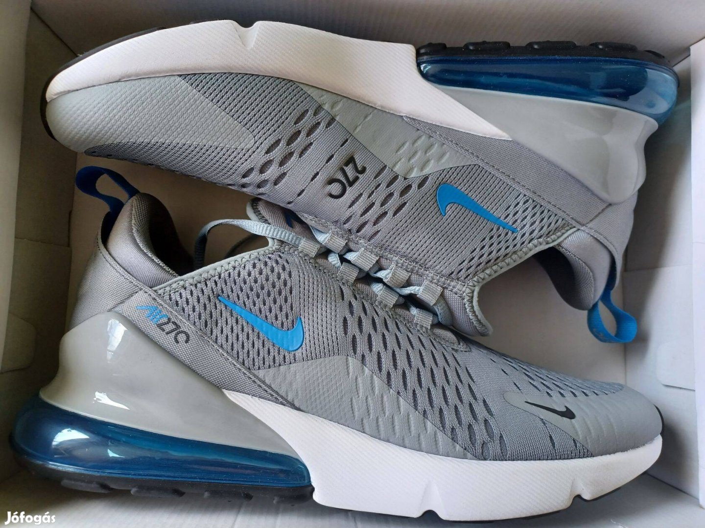 Nike Air Max 270 ESS 44 és 45-ös méret