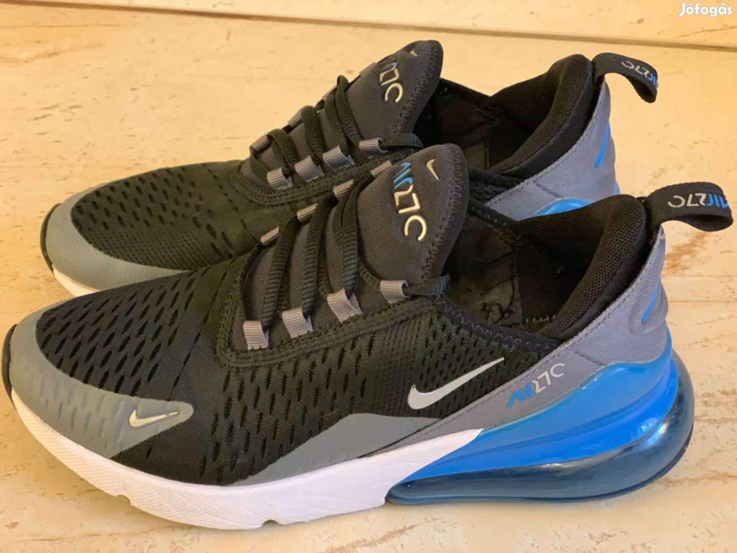 Nike Air Max 270 sportcipő (39)