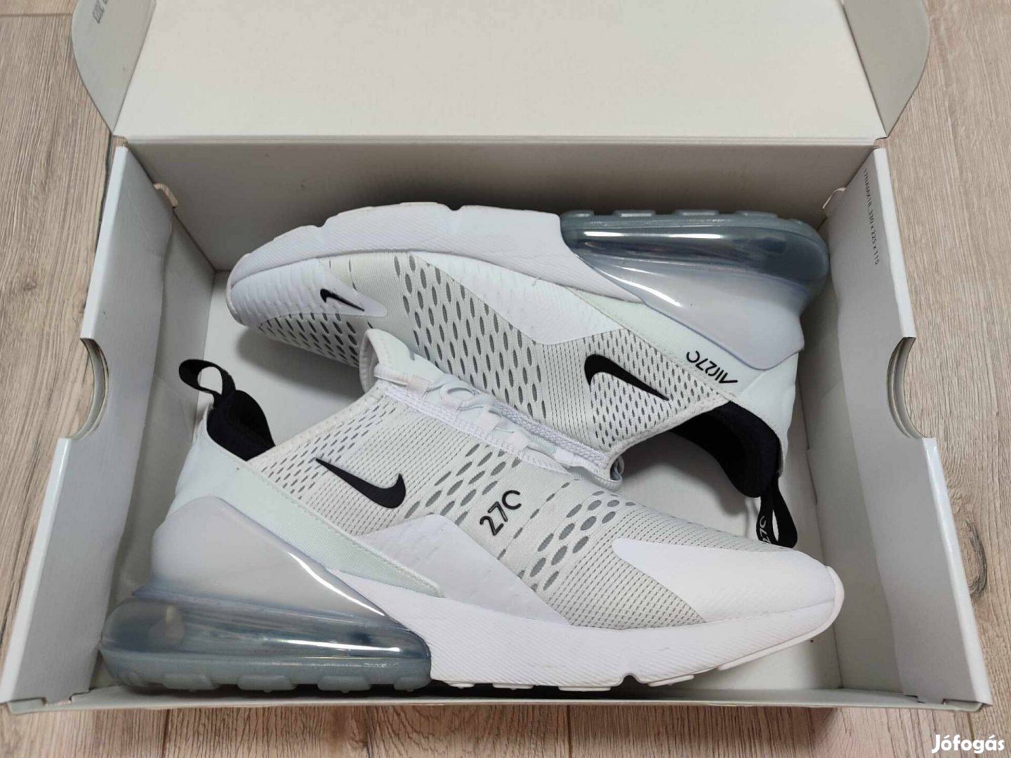 Nike Air Max 270 új állapotú 43-as méret