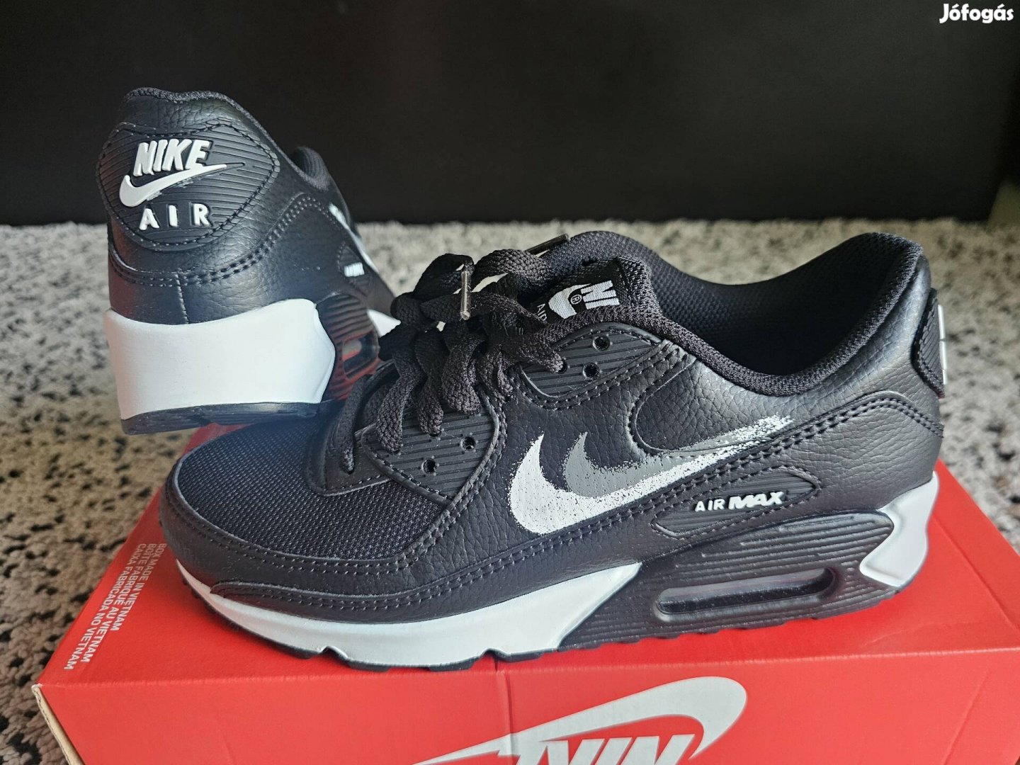 Nike Air Max 90 fekete Swoosh 38.5-es utcai cipő. Teljesen új, eredeti