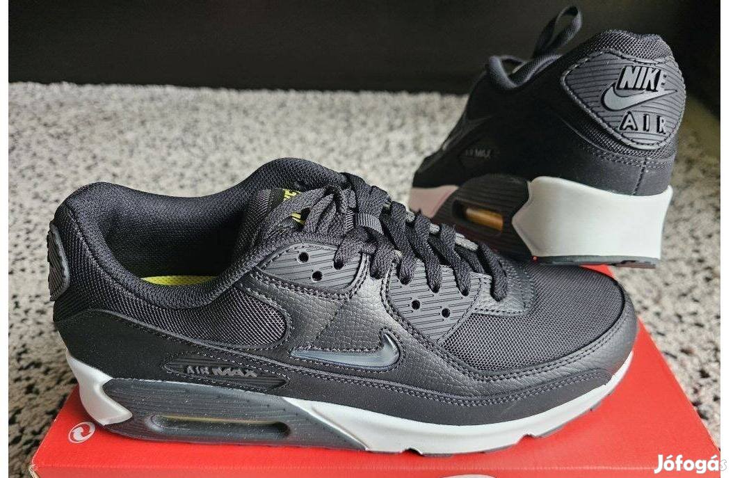 Nike Air Max 90 férfi 44.5 és 45-ös fekete kényelmes utcai cipő. Telje