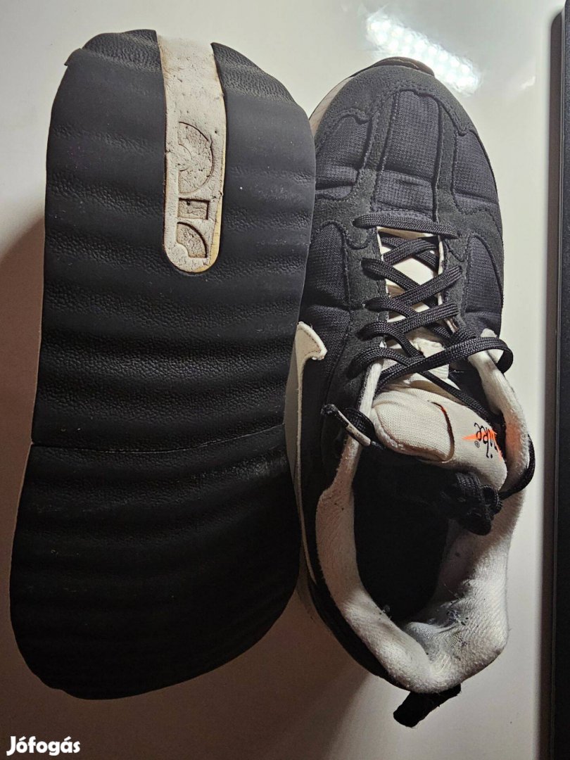 Nike Air Max Dawn 37.5 méret eredeti, de használt cipő Budapest, Kecsk