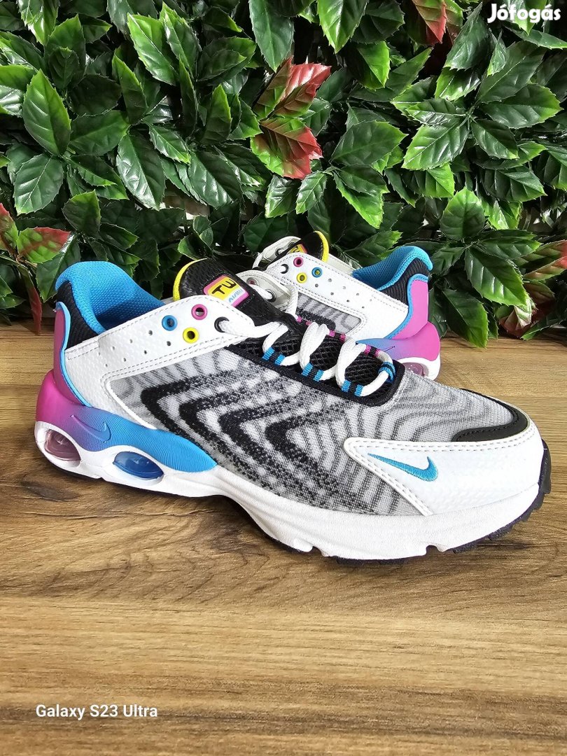 Nike Air Max TW (38;38.5)