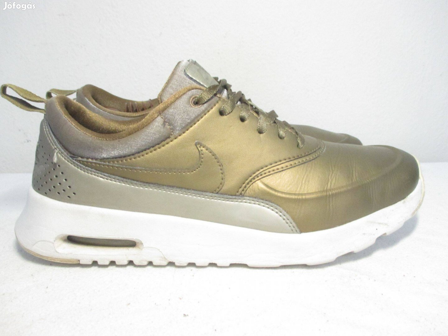 Nike Air Max Thea Premium Gold sportcipő 42-es