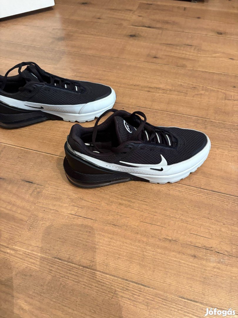 Nike Air Max eladó