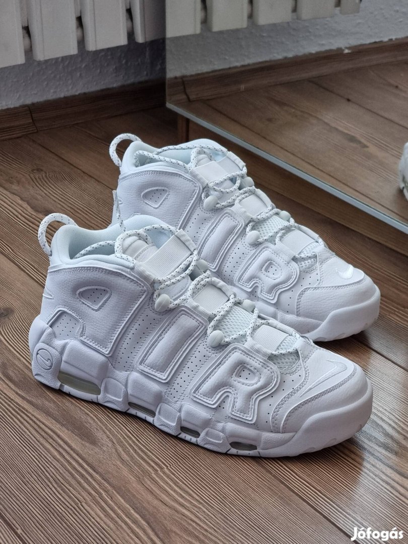 Nike Air More Uptempo triple white 44-es méretben, számlával