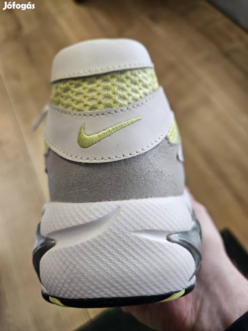Nike Air Zoom Fire férfi utcai cipő  44