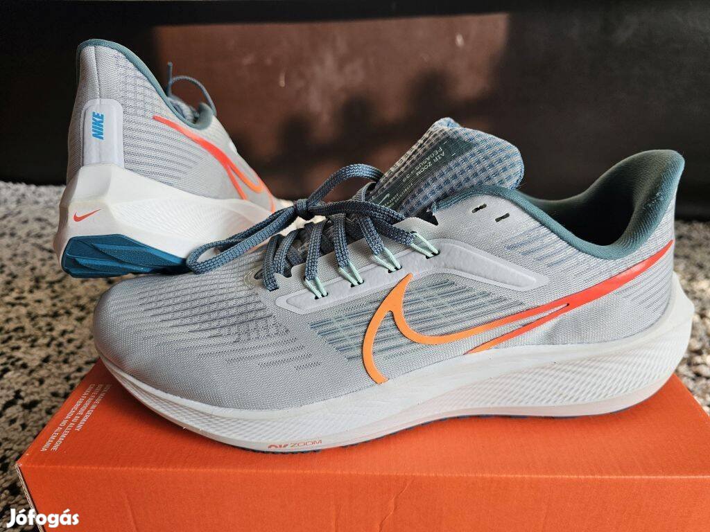 Nike Air Zoom Pegasus 39 világos 38.5-es futó cipő. Teljesen új