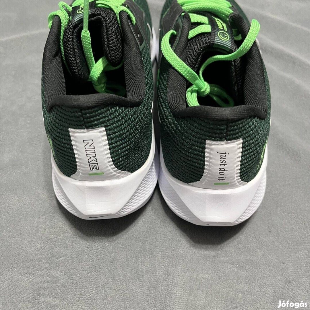 Nike Air Zoom Pegasus x Liverpool Fc  férfi futócipő  45