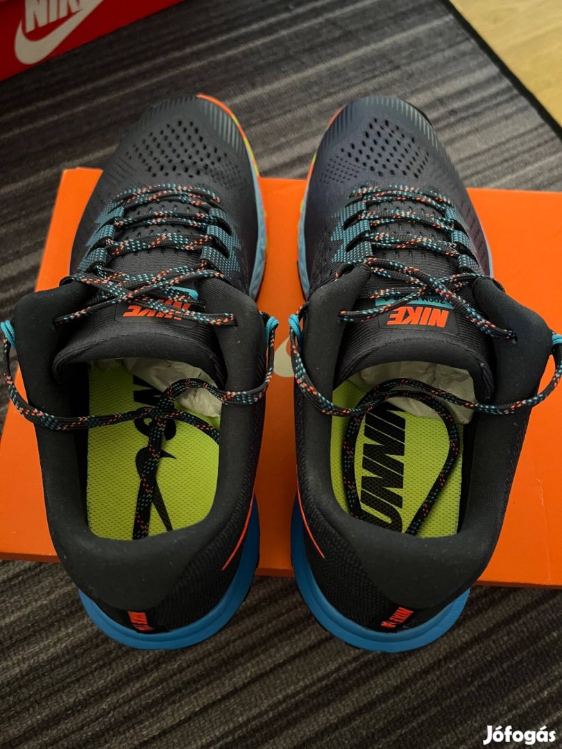 Nike Air Zoom Terra Kiger futócipő 44-es Új