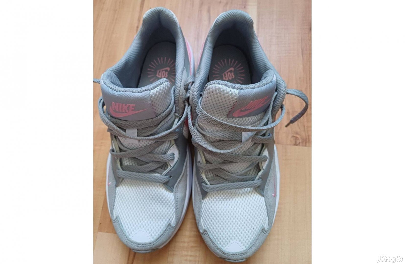 Nike Air női sportcipő