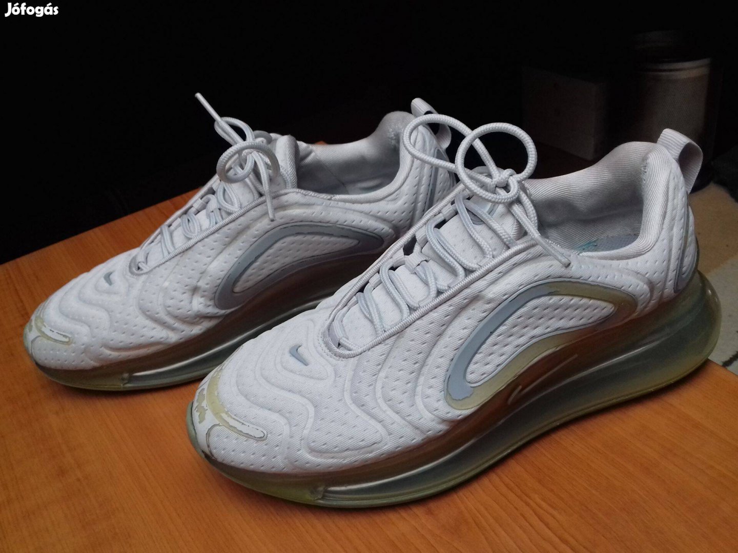 Nike Airmax 720 fehér 41-es edzőcipő sportcipő