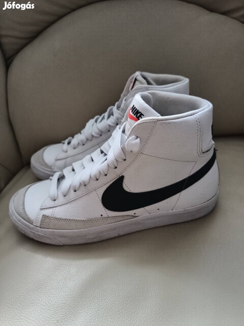 Nike Blazer MID 40-es unisex cipő!