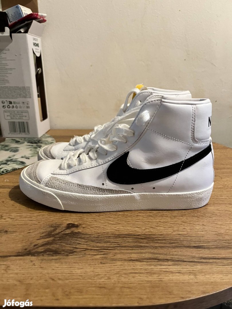 Nike Blazer Mid