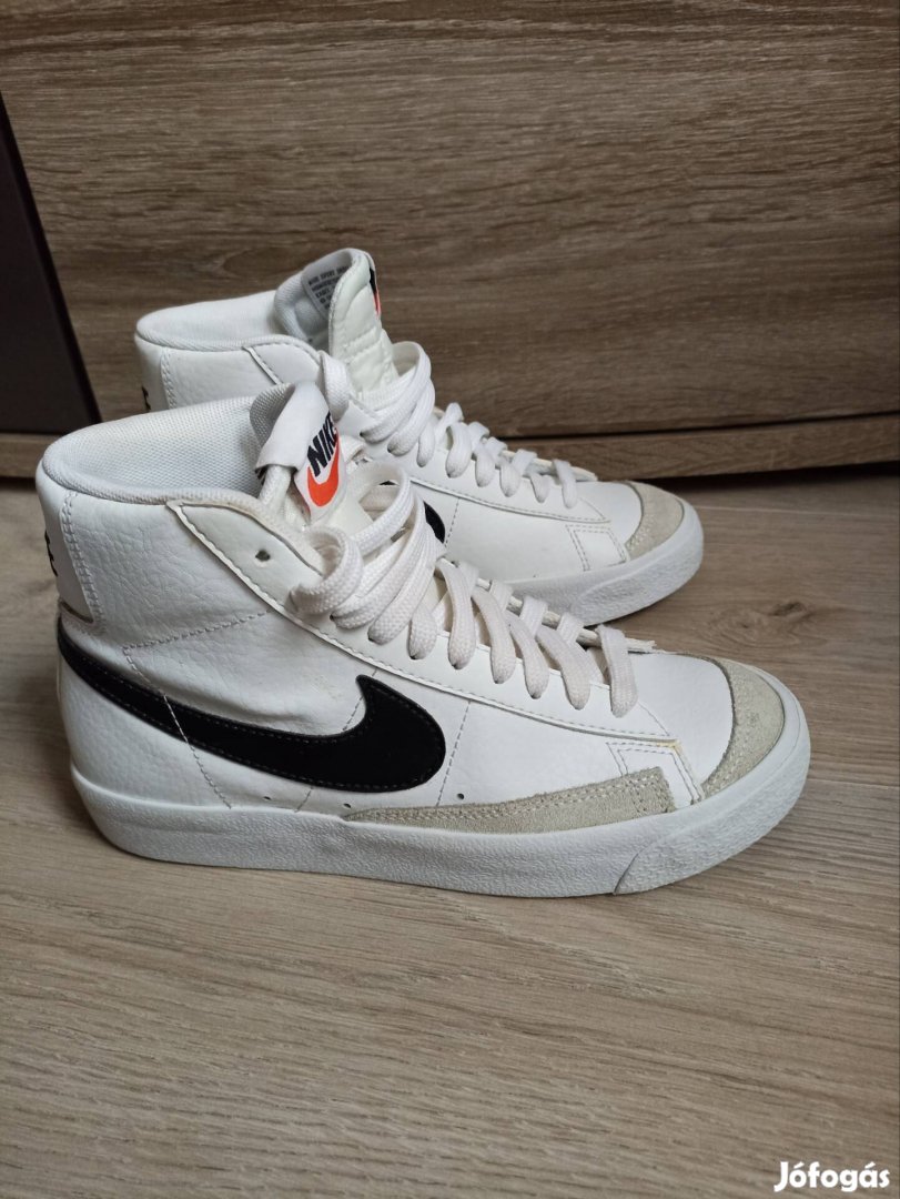 Nike Blazer Mid 77 gyerek sneaker (35)