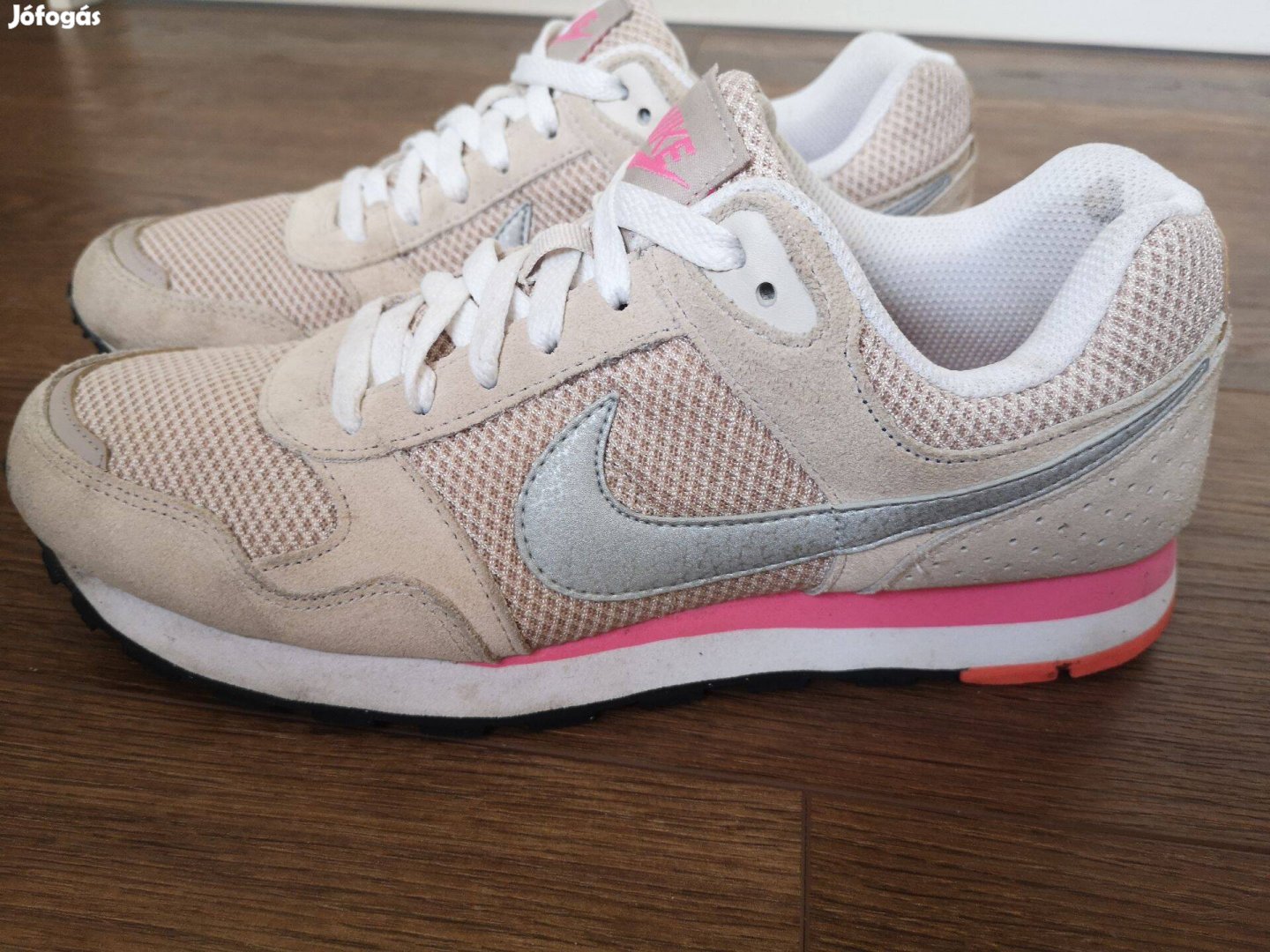 Nike Buty Damskie sneaker cipő 40 méretű