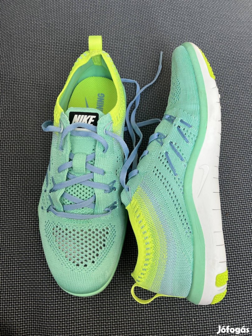 Nike Cipő 36,5