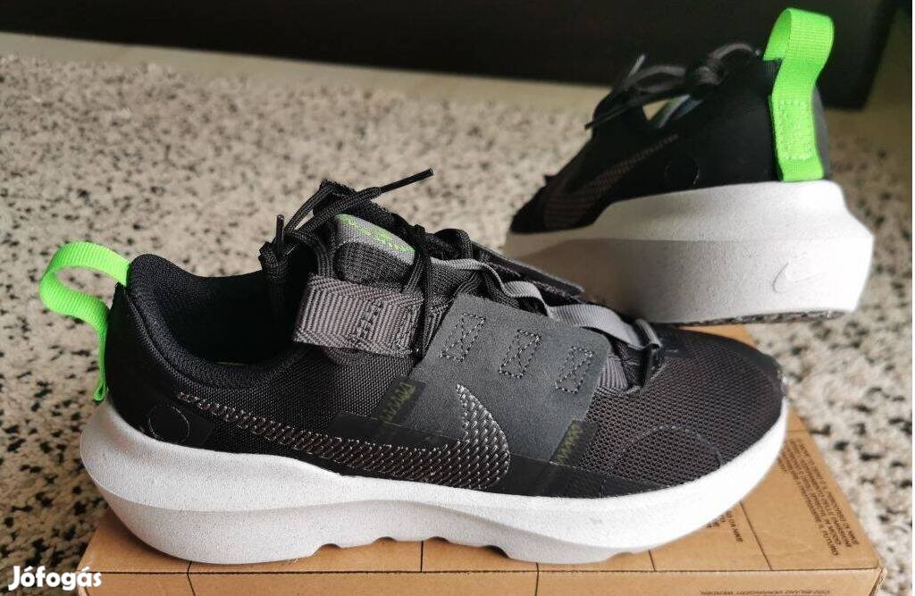 Nike Crater Impact fekete 38 és 38.5-es utcai cipő. Teljesen új, erede