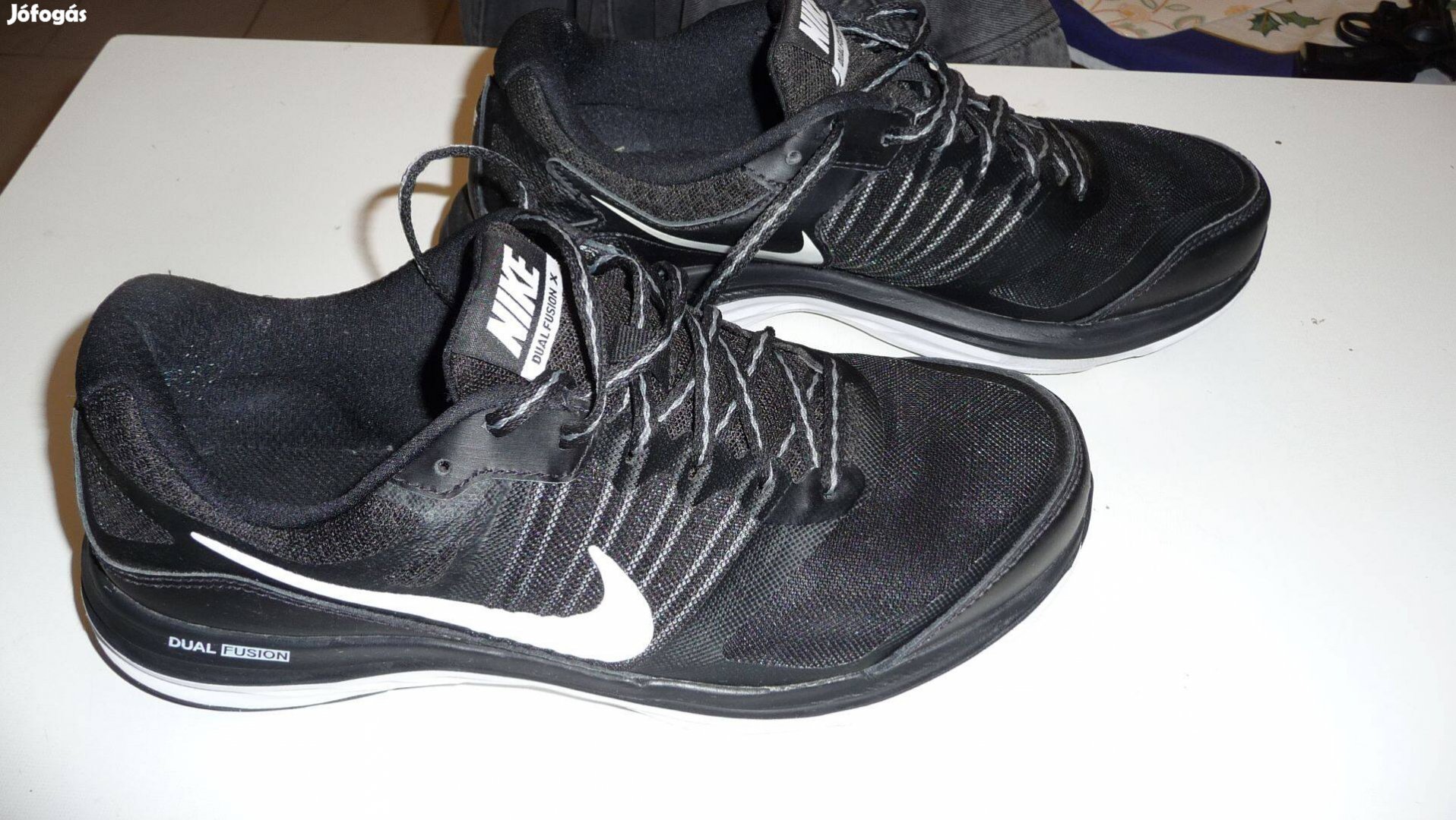 Nike DUAL Fusion X 42-es Eladó
