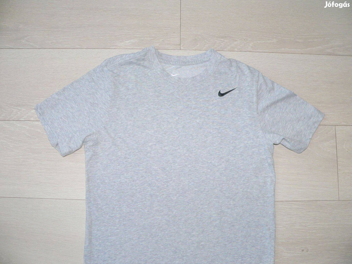 Nike Dri-Fit rövid ujjú póló (S)