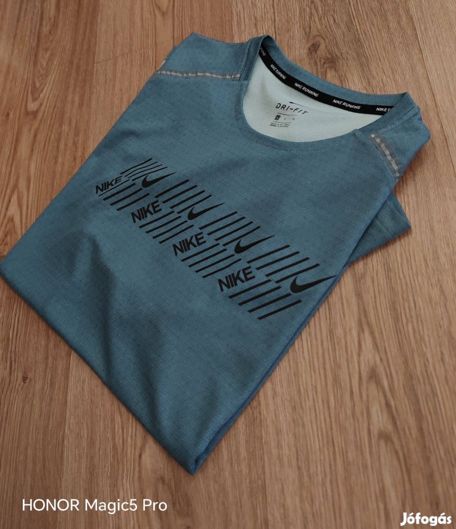 Nike Dri fit férfi sportpóló L