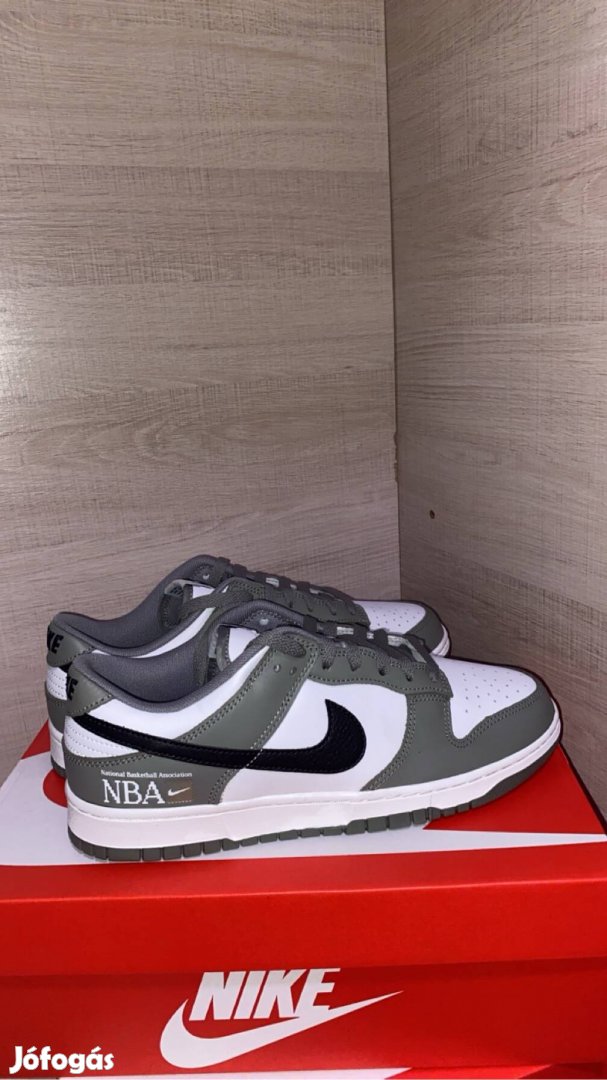 Nike Dunk Low Nba Paris + Sneaker shield