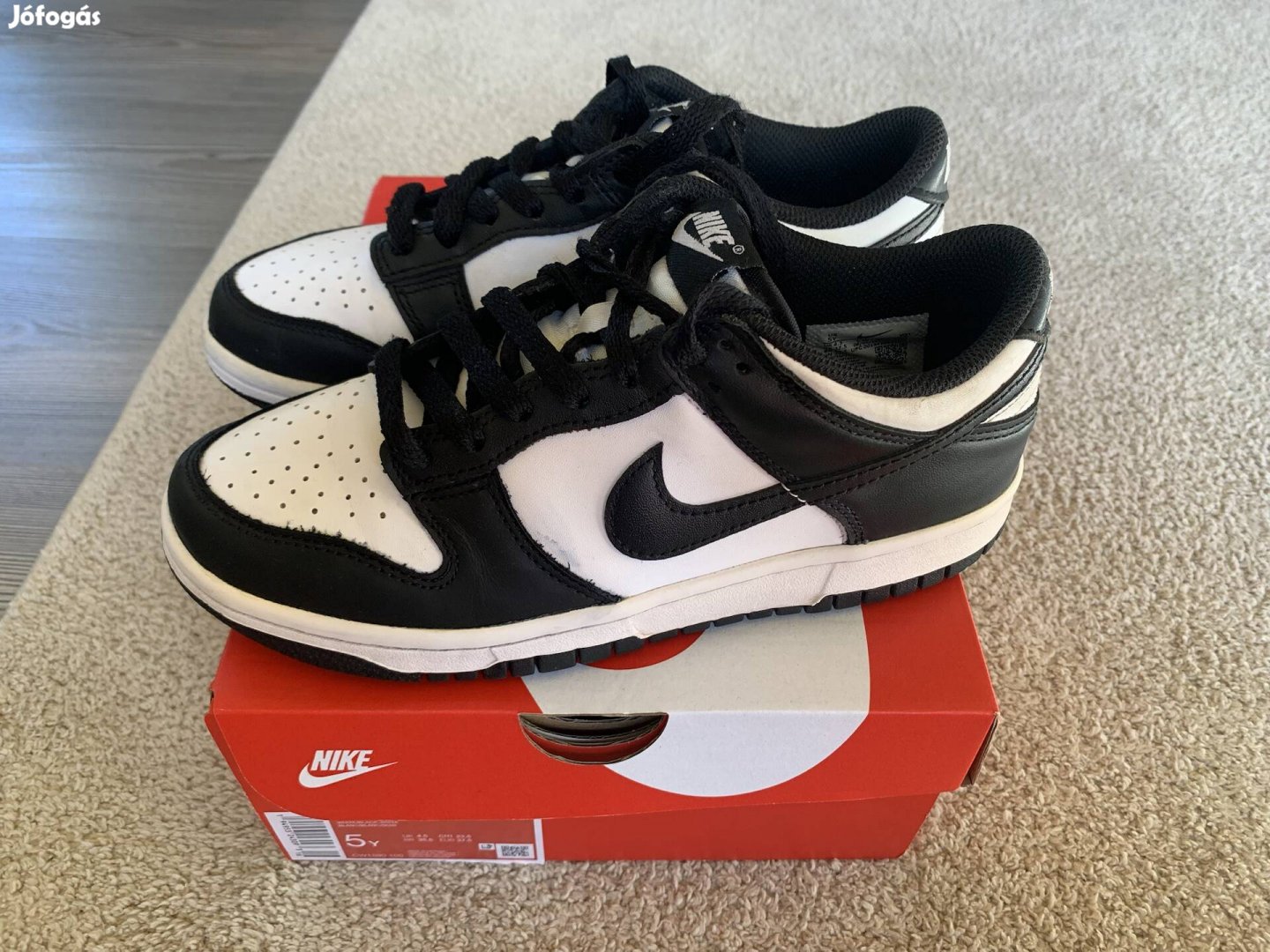 Nike Dunk Low Panda 37,5-es, hibátlan.