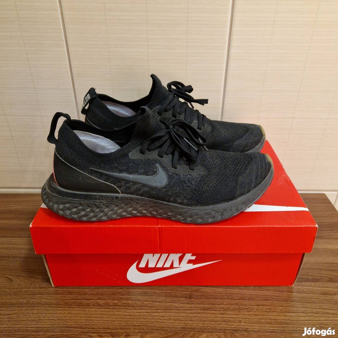 Nike Epic React Flyknit 'Be True' férfi cipő sneaker 44