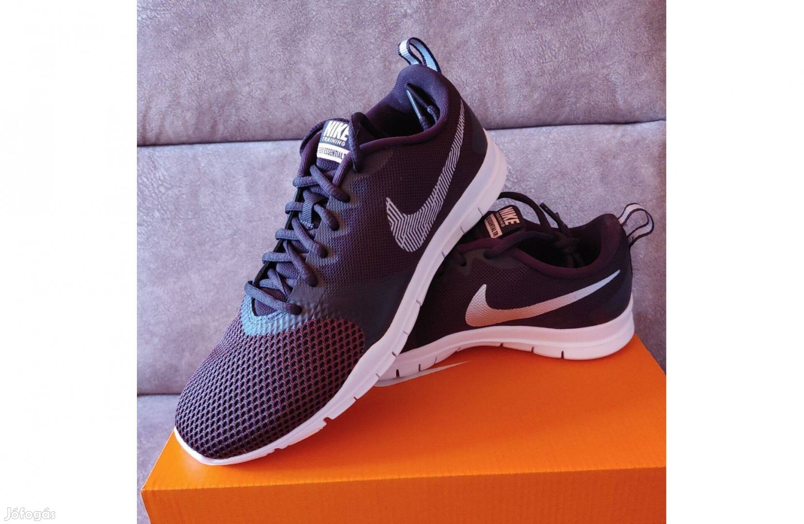 Nike Flex Essential TR női cipő 38