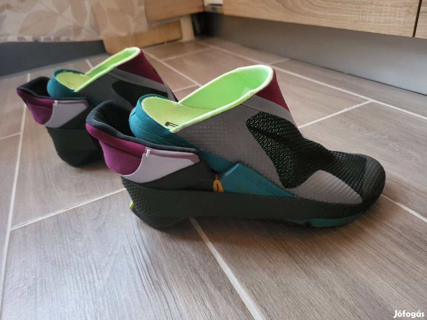 Nike Flyease belebújos vagány ,kitűnő állapot