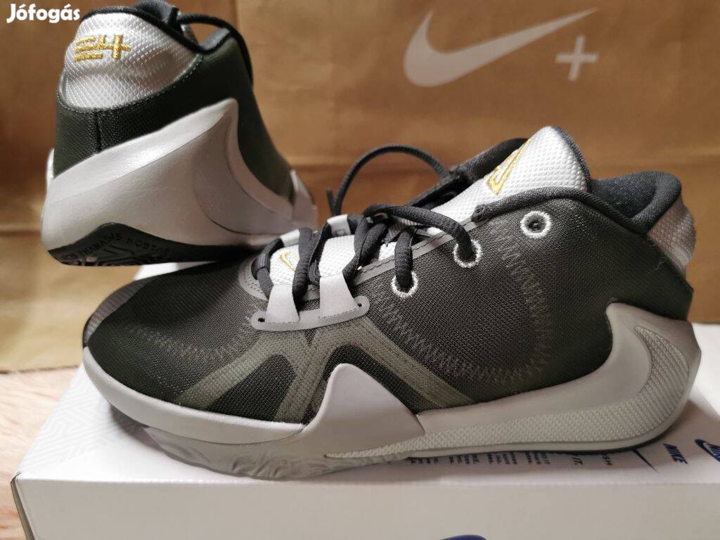 Nike Freak szürke 38-as kosaras sport cipő. Teljesen új, eredeti cipő