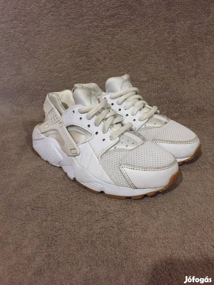 Nike 2025 huarache 35.5